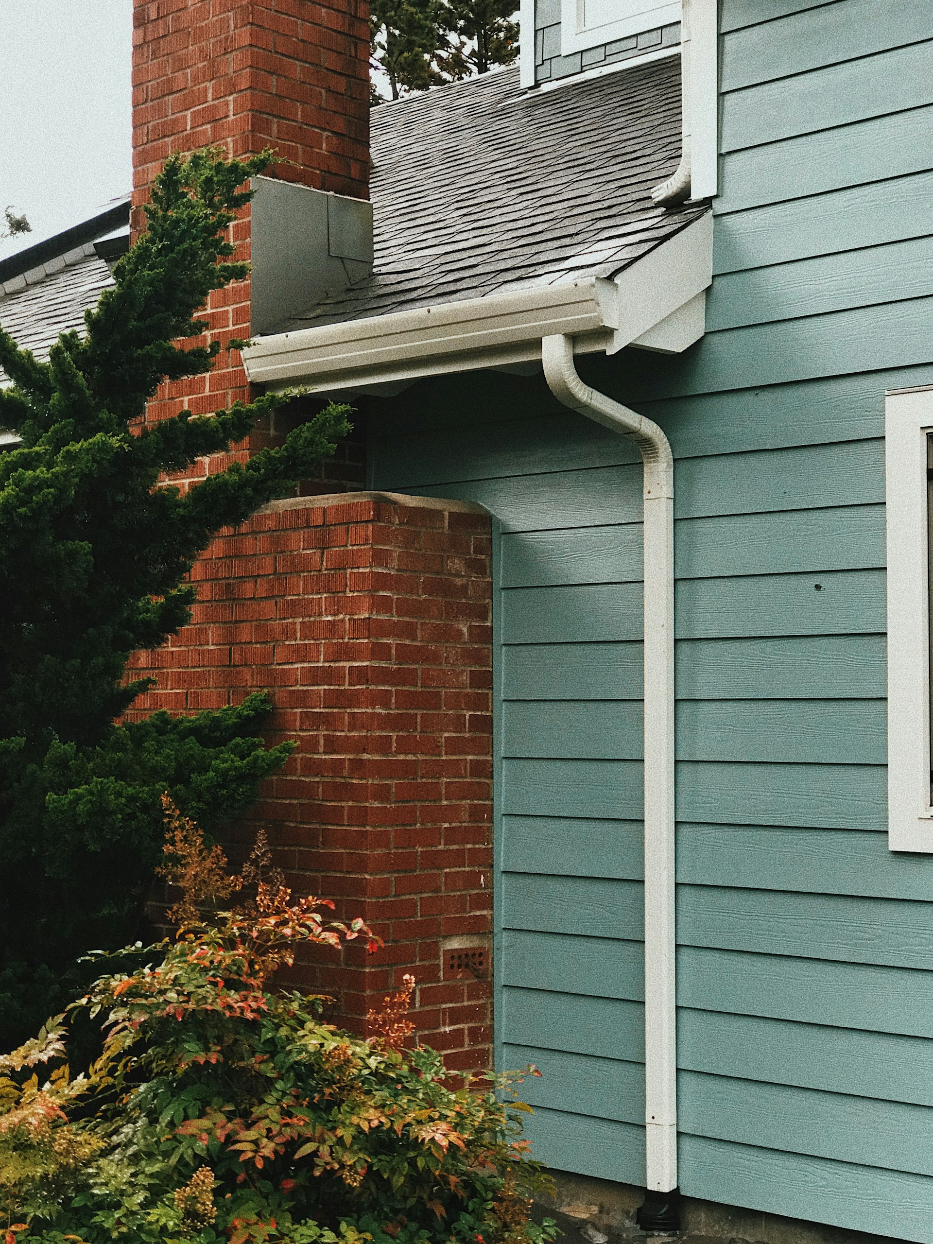 How Much Does New Eavestrough Cost?